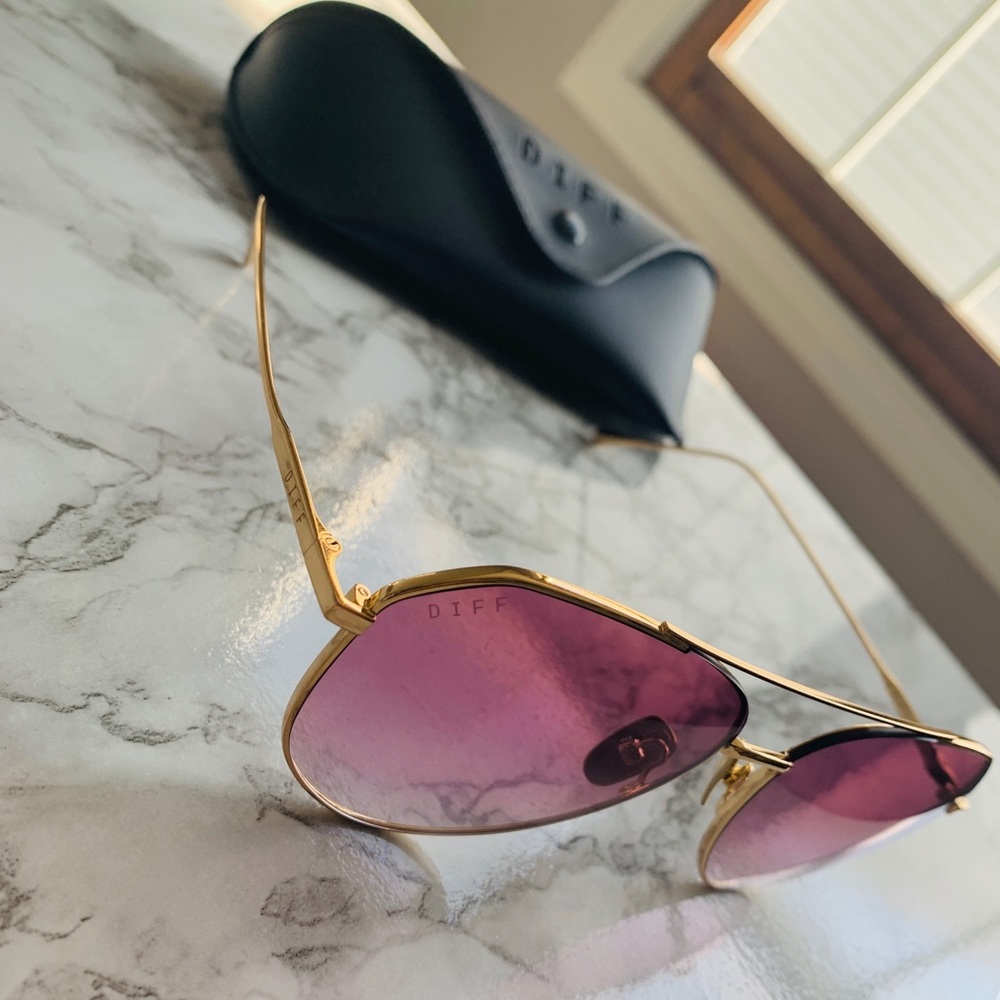 Diff Eyewear Dash Gold/Rose Gradient Sunglasses - image 8